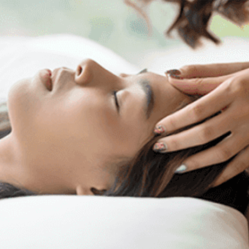 專業頭皮分析 及 AMT 生髮針